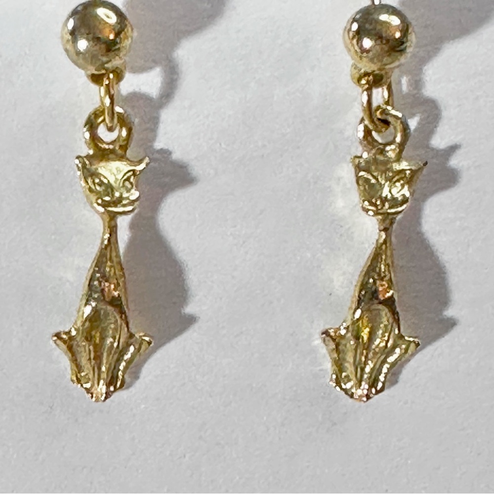 Vintage Skinny Cat Earrings